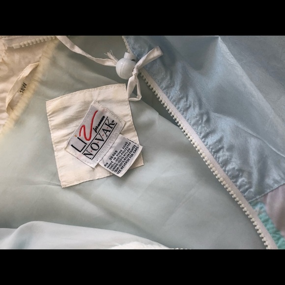 Vintage Windbreaker - Picture 4 of 4